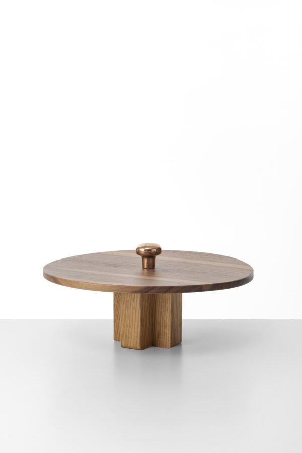 Centerpiece in wood
